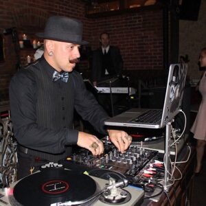 Electro Swing DJ (LV1)-image