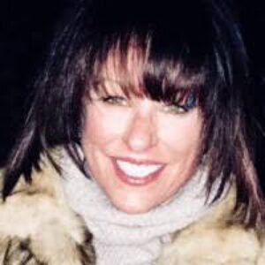 Female Emcee (LV5)-image