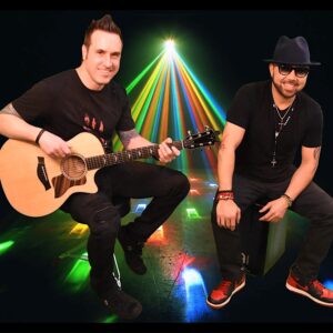 Guitar & Vocal (LV17)-image