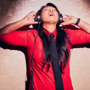 Female DJ (LA1)-image