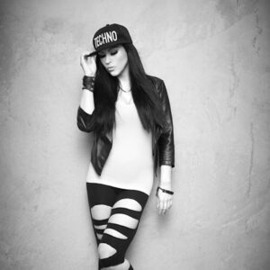 Female DJ (LV7)-image