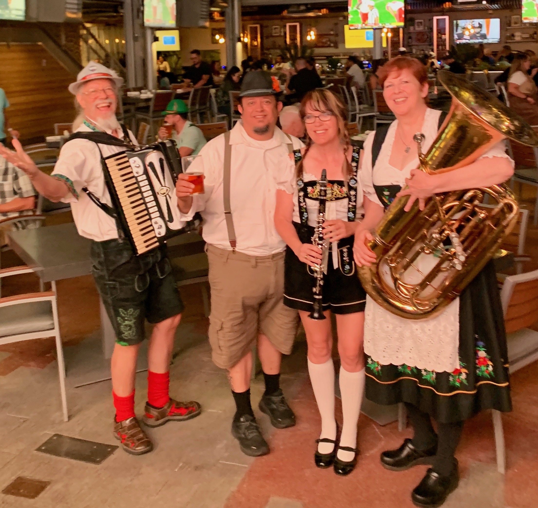 Polka Band (LV1)-image