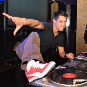 Male DJ (LV10)-image