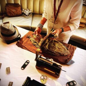 Cigar Roller (LV1)-image