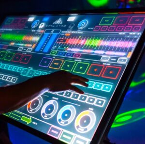 LCD SCREEN DJ (LV2)-image