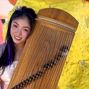 Guzheng Player (LV1)-image